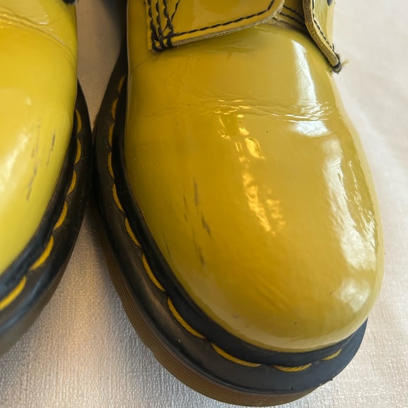 Vintage 1990’s Dr Martens Women’s Smooth Yellow Lace Up Boots - Picture 12 of 16